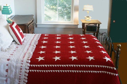 "Patriotic Stars" Quilt in Red-White