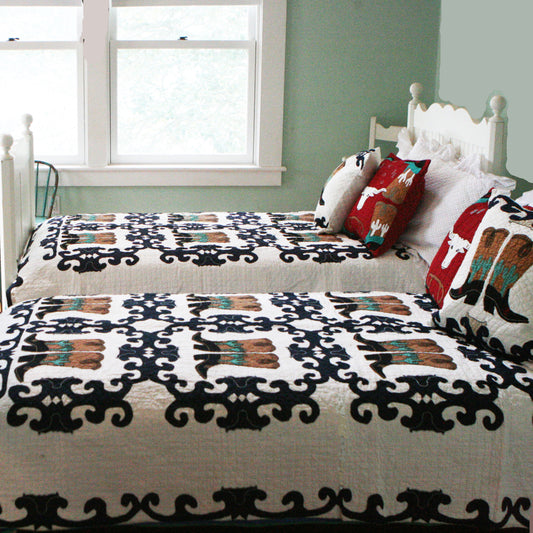 "Big Boots" in White-Navy Twin Quilt 64" x 85"
