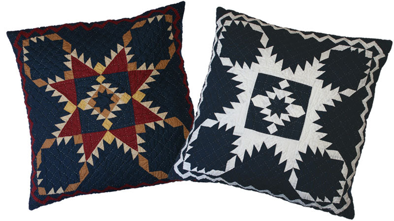 "Feathered Star" in Navy Throw Pillows (Navy)